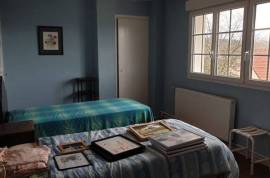 Well Appointed Town House with Garden