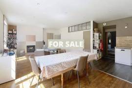 Town House in Fantastic Condition