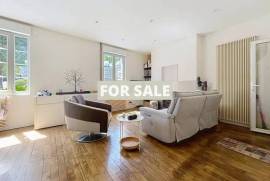 Town House in Fantastic Condition