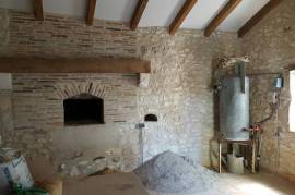 Pretty Pigeonnier House to Renovate