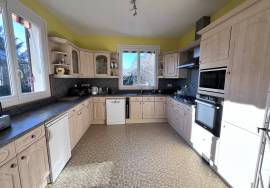 Detached Villa with Pool and Open Views