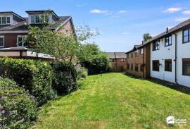 2 bedroom, Ground floor maisonette for sale
