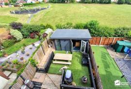 5 bedroom, Town house for sale