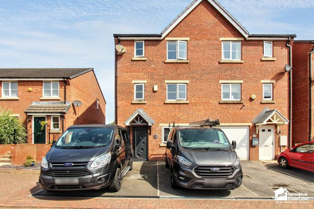 5 bedroom, Town house for sale