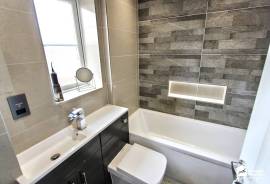5 bedroom, Town house for sale