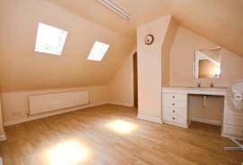 3 bedroom, Bungalow for sale