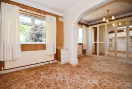 3 bedroom, Bungalow for sale