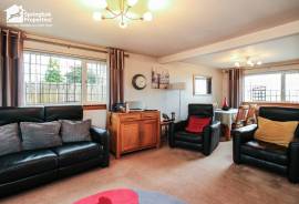 3 bedroom, Bungalow for sale