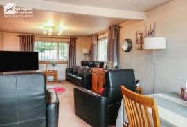 3 bedroom, Bungalow for sale