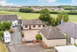 3 bedroom, Bungalow for sale