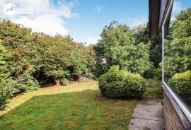 4 bedroom, Detached bungalow for sale