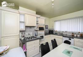 2 bedroom, Detached bungalow for sale