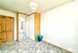 2 bedroom, Maisonette for sale
