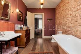 Detached house for rent in Jurmala, 220.00m2