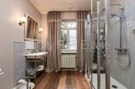 Detached house for rent in Jurmala, 220.00m2