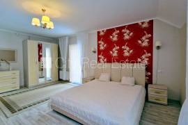 Detached house for rent in Jurmala, 800.00m2