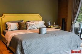 Tropical & Private Four Bedroom Pool Villa for Sale in Lat Phrao