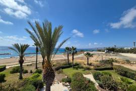Seafront 2 Bedroom Semi Detached Villa - Chloraka, Paphos