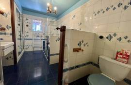 8 room, 250m2 Villa for sale in Meze - 990 000 € *