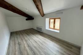 5 room, 144m2 Village house for sale in Caux - 152 000 € *