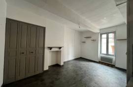 5 room, 144m2 Village house for sale in Caux - 152 000 € *