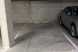 Place de parking en sous-sol sécurisée