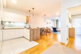 Zagreb, Črnomerc, two-bedroom apartment 63 m² and garage parking space