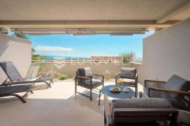 Split, Duilovo, luxurious one-bedroom apartment with sea view and wellness, long-term