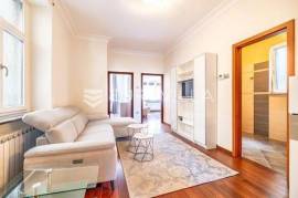 Zagreb, Martićeva Street, furnished three-bedroom apartment of 90 m²