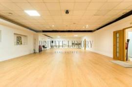 Multipurpose space next to Av. of Liberty