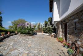Maisonette 180 sq.m for sale