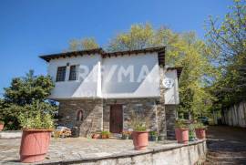 Maisonette 180 sq.m for sale