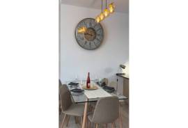 listing listing