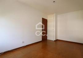 3 bedroom apartment next to the University Centers of Tomar! 3 bedroom apartment next to the University Centers of Tomar!