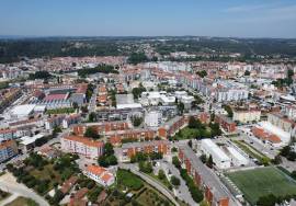 3 bedroom apartment next to the University Centers of Tomar! 3 bedroom apartment next to the University Centers of Tomar!