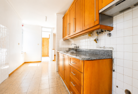 3 bedroom apartment next to the University Centers of Tomar! 3 bedroom apartment next to the University Centers of Tomar!