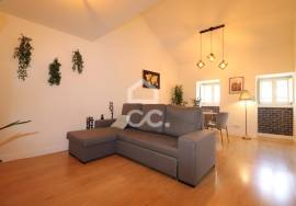 Fully furnished and equipped 2 bedroom apartment in the heart of Coimbra