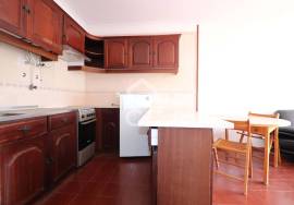 1 bedroom apartment with balcony on Av. Elisio de Moura.