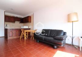 1 bedroom apartment with balcony on Av. Elisio de Moura.