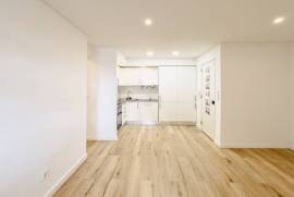 Apartamento T1+1 no Alto da Castelhana a 5 minutos de Cascais
