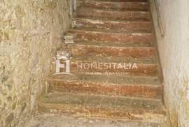 Historic property to renovate