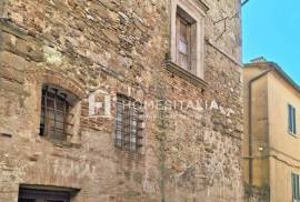 Historic property to renovate