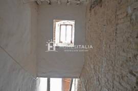 Historic property to renovate