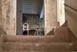 Historic property to renovate