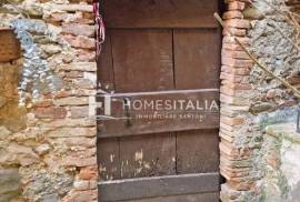 Historic property to renovate