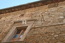 Historic property to renovate