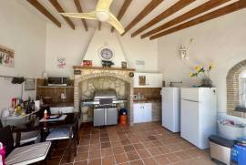 listing listing