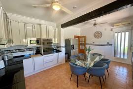 listing listing