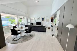 listing listing