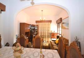 Four‑Bedroom Country Villa with Large Garage and Generous Land Four‑Bedroom Country Villa with Large Garage and Generous Land